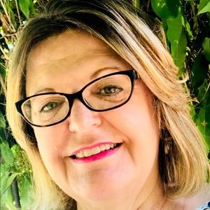 Meet your Posher, Katherine